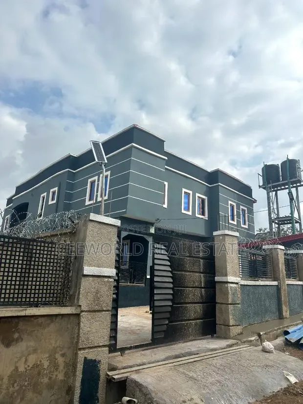 Newly Built 2-Bedroom Apartment for Rent in Red Gate, Akala Express - 1