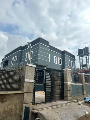 Newly Built 2-Bedroom Apartment for Rent in Red Gate, Akala Express