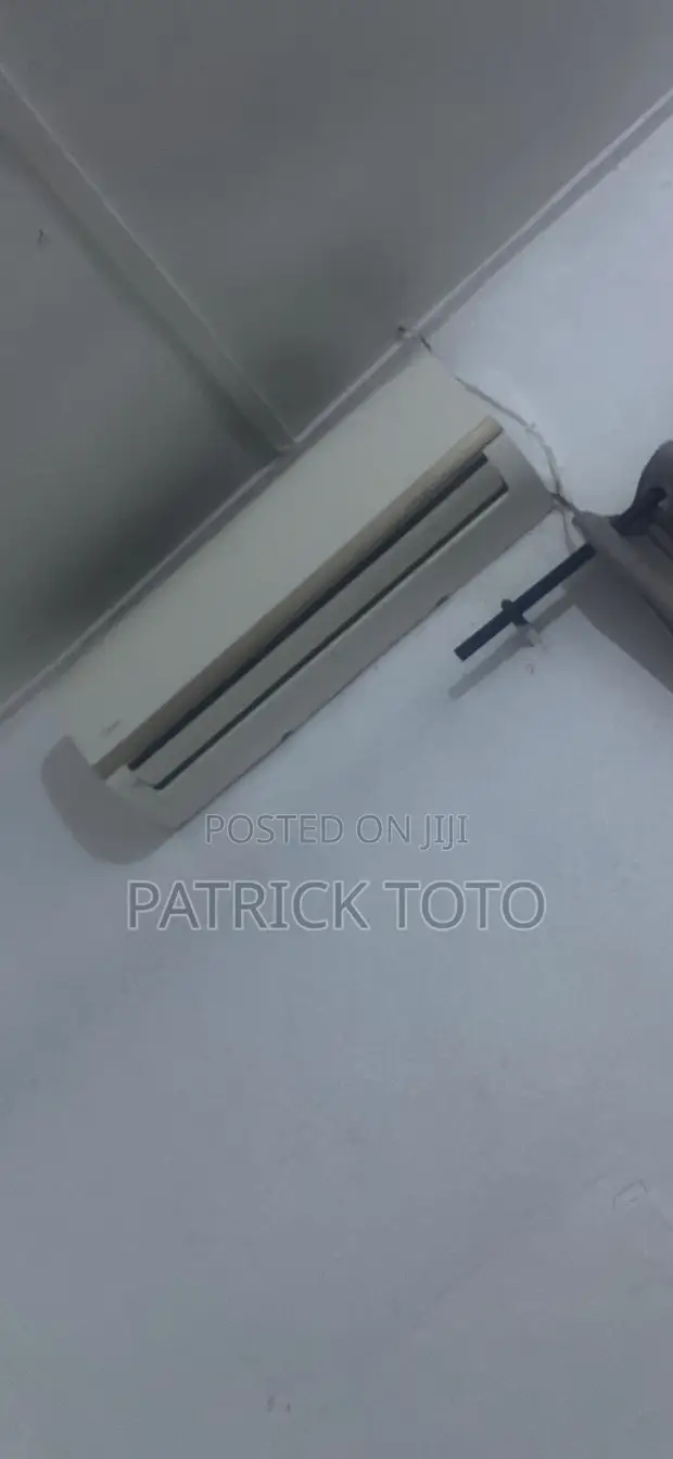Midea Window Air Conditioner - 1