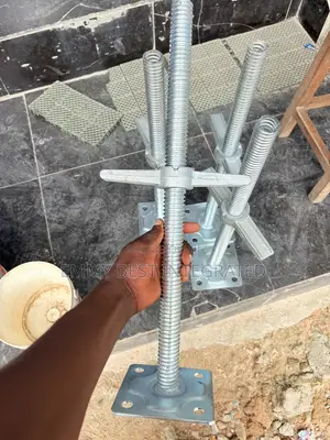 Scaffolding Base Jack (Mai Daidaita Jack)