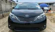Toyota Sienna 2011 Black - 4