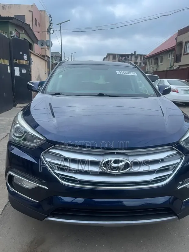 Hyundai Santa Fe Sport 2018 Blue - 1