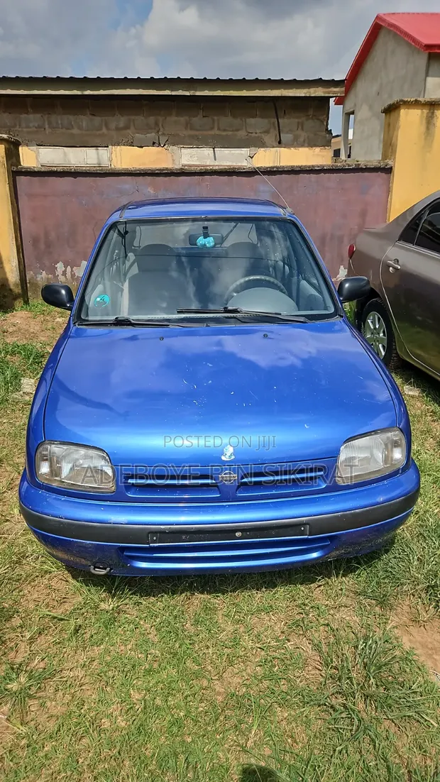 1995 Nissan Micra Blue - 1