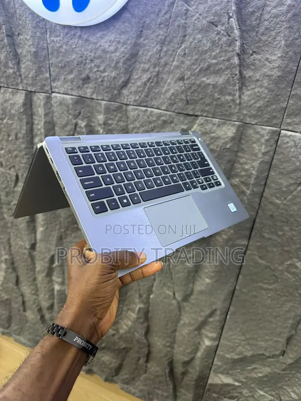 Dell Latitude 7400 2-in-1 Laptop - 1