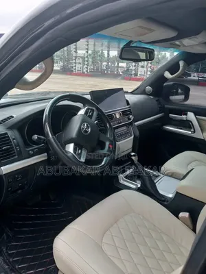 Toyota Land Cruiser 2023 (Upgraded 2008)