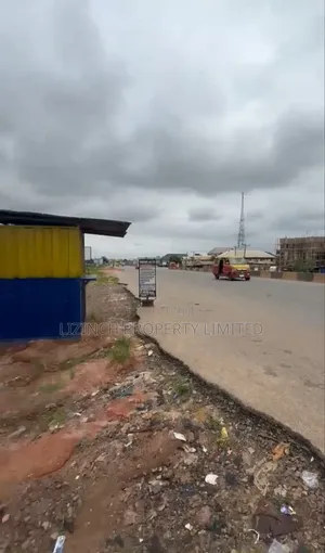 70ft x 220ft Commercial Land for Sale, Ugbowo Lagos Road, Benin
