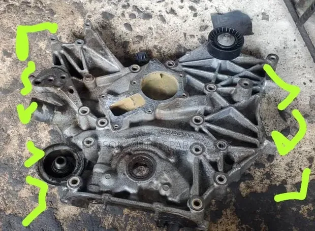 Jeep Wrangler V8 Injin Mai Pump/Chain Cover (Na Amfani) - 1