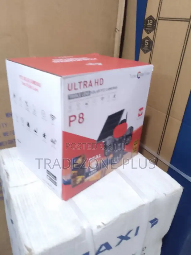 Solar Powered PTZ Camera with 3 Cameras - 1
