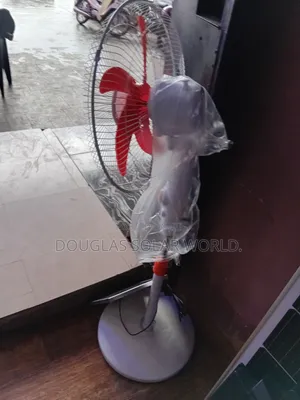 Don Feng 16-Inch Solar Rechargeable Fan