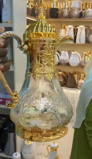 Babban Jug na Ruwa