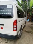 Toyota HiAce 2004 White - 3