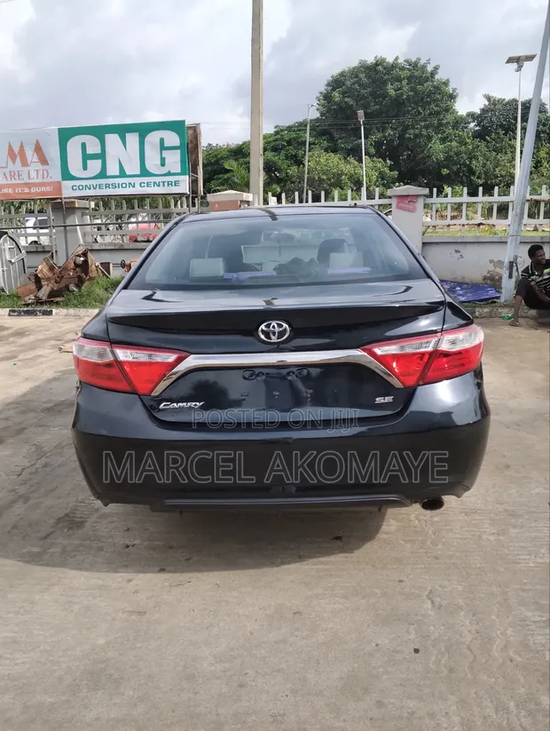 2016 Toyota Camry Beige - Foreign Used - 1