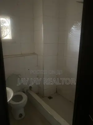 2-Bedroom Terrace Duplex don haya a Jahi Gilmor, Abuja