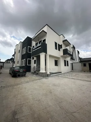 4-Bedroom Duplex don haya a Kolapo Ishola GRA, Akobo