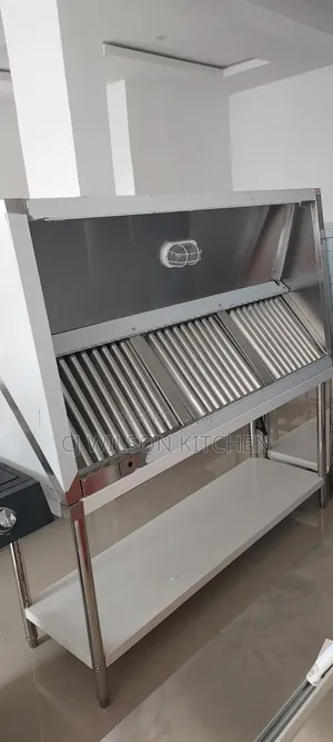 Brand New 5ft Kitchen Hood with Fan and Light