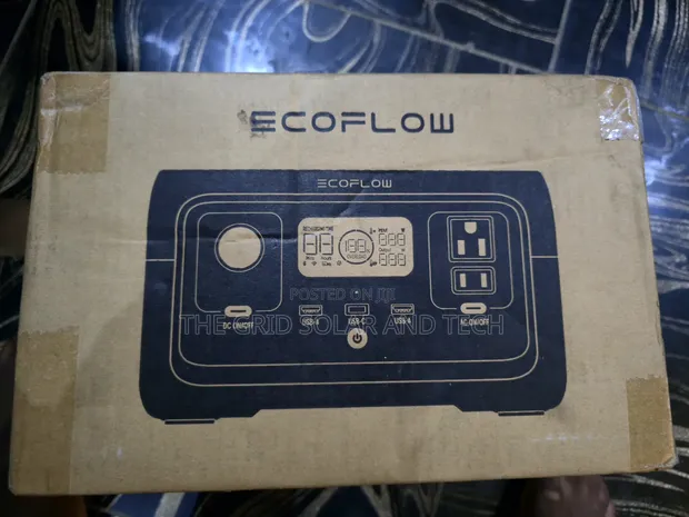 EcoFlow RIVER 2 300W 256Wh Refurbished Portable Power Station - 1