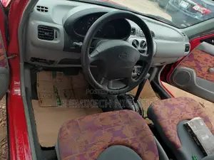Nissan Micra 2000 Ja