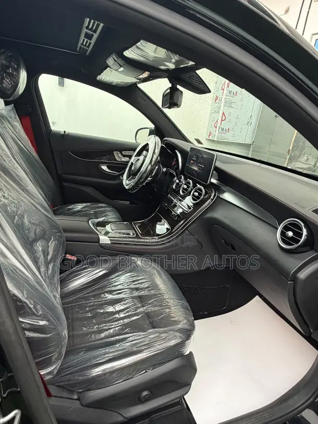 Mercedes-Benz GLE-Class 2017 Black - 1