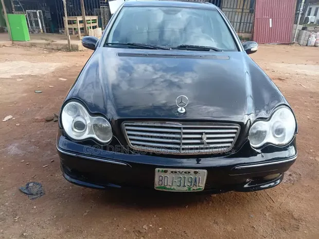 Mercedes-Benz C230 AMG 2007 - 1