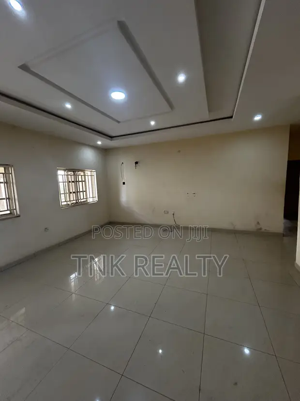 3 Bedroom Apartment with BQ for Rent in Mabushi, Abuja - 1