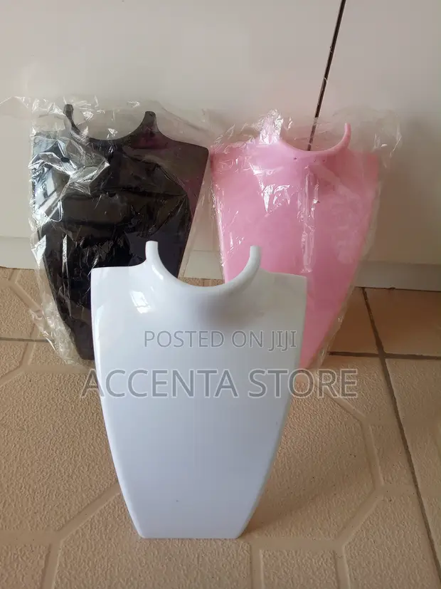 Acrylic Necklace Holder Stand - 1