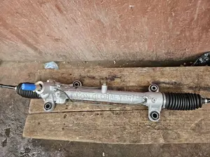 Steering Rack na Toyota Corolla 2005