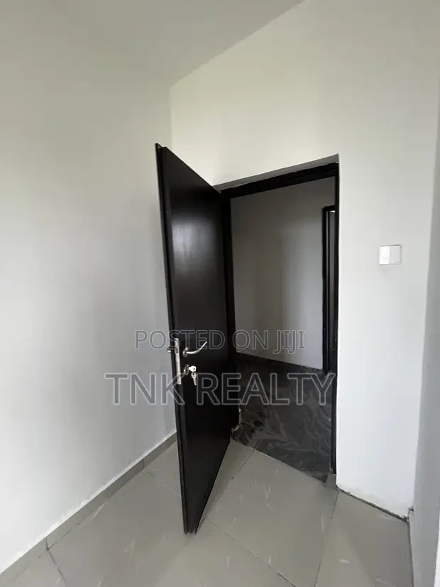 5 Bedroom Office Space for Rent in Kado Estate - 1