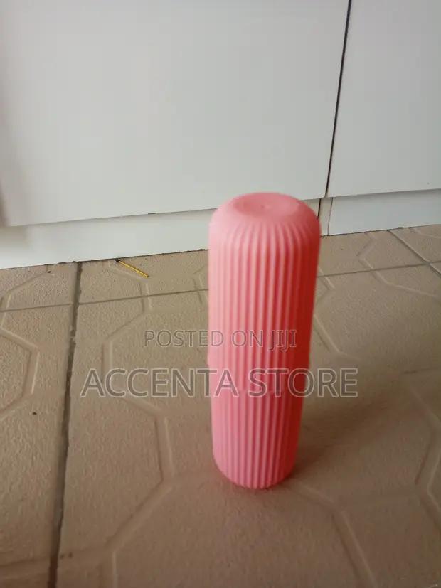 Travel Toothbrush & Toothpaste Holder - 1