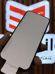 Apple iPhone XR 128GB (UK Used) - 1