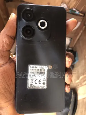 Infinix Smart 8 64GB Baki (An Yi Amfani Da Shi)