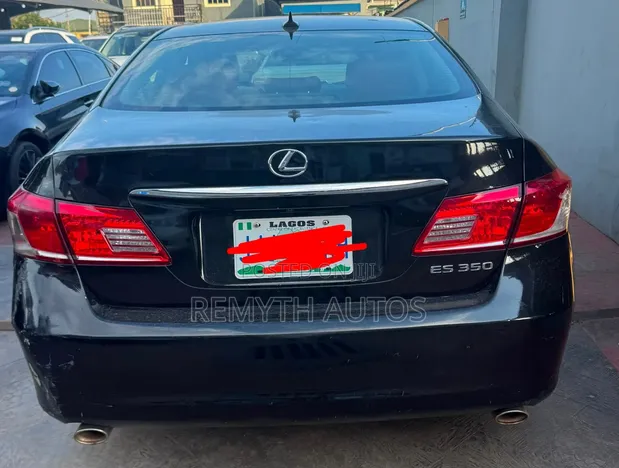 Lexus ES 350 2012 Black - 1