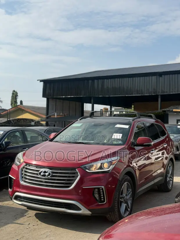 2017 Hyundai Santa Fe Ultimate Red - 1