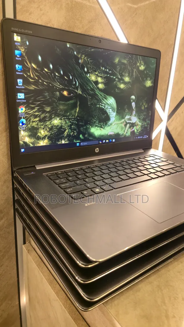 HP ZBook Studio G3 Laptop - 16GB RAM, 256GB SSD - 1
