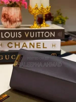 Sallallami Mai Inganci Louis Vuitton T-Shirt - Fari