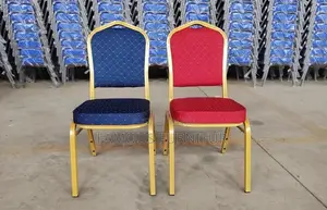 Stackable Banquet Chairs masu Zinare