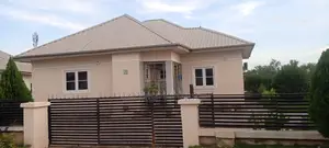 Gidan Dakuna 3 Mai Zaman Kansa Don Sawa A Barracks, Dei-Dei
