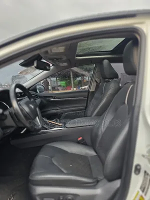 2018 Toyota Camry XSE V6 - Foreign Used, Panoramic Roof