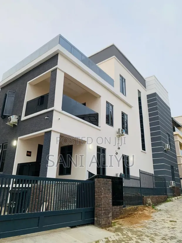 6-Bedroom Duplex in Abubakar Umar, Katampe Extension for Sale - 1