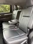 Toyota Highlander XLE V6 4x4 2016 Burgundy - 3