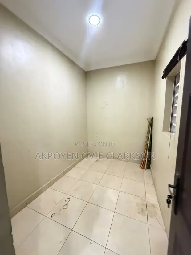6-Bedroom Fully Detached Duplex with BQ for Rent in Katampe (Main), Abuja - 1