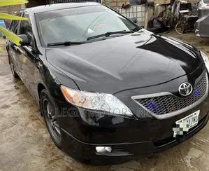 2009 Toyota Camry SE Sedan