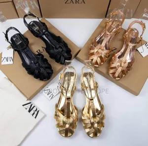Zara Chic Snandal - Black Leather