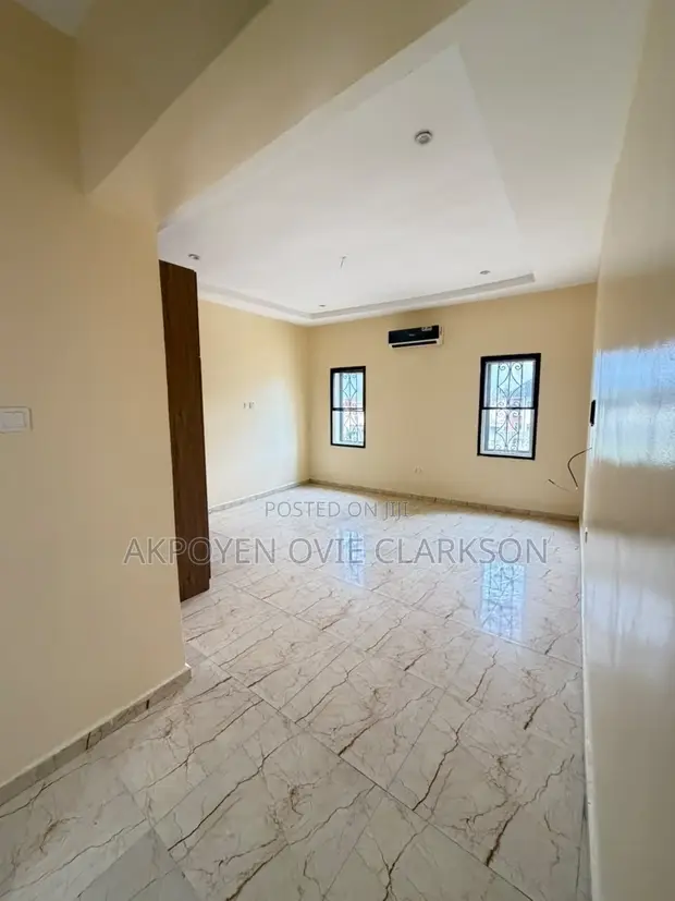 4-Bedroom Duplex da BQ don haya a Life Camp, Abuja - 1