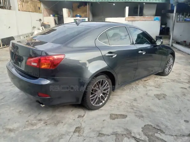 Lexus IS 2008 Black - 1