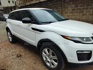 Land Rover Range Rover 3.0L Supercharged HSE 2016 White