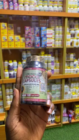 Ultimate Maca Plus - Feminine Curve Enhancer