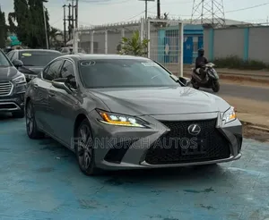 Lexus ES 350 Teal 2020