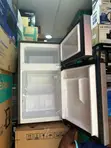 Hisense Table Top Refrigerator Na Asali - Kofofi Biyu - 2