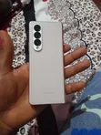 Samsung Galaxy Z Fold4 256GB Gold - 1