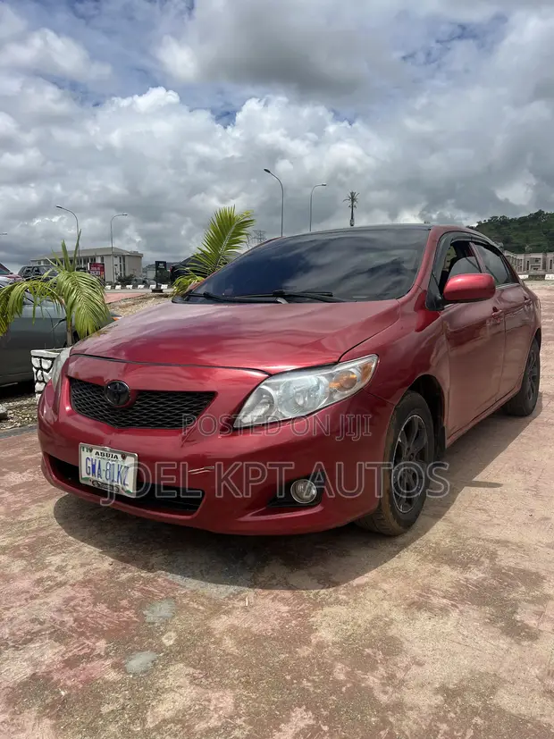 Toyota Corolla 2009 Red - 1